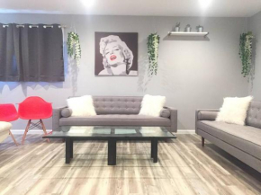 Modern Hollywood Home Near Everything W Parking!